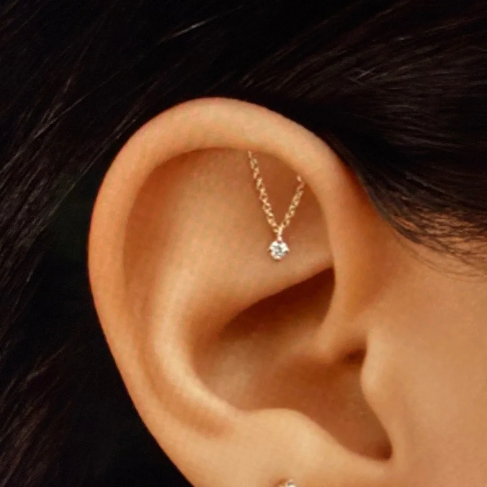 Maria Tash prong set diamond drape threaded stud hidden helix earring - Picture 8 of 8